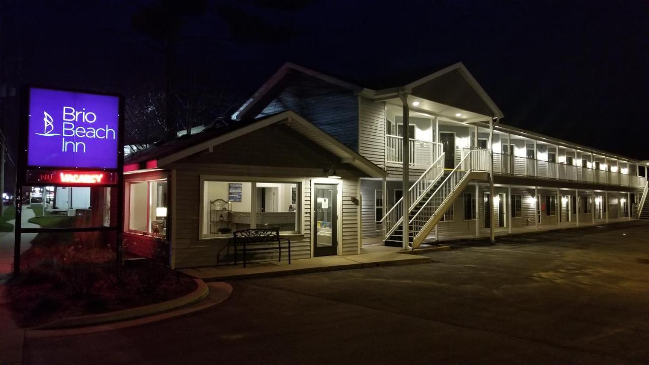 Brio Beach Inn トラバーズ・シティ エクステリア 写真